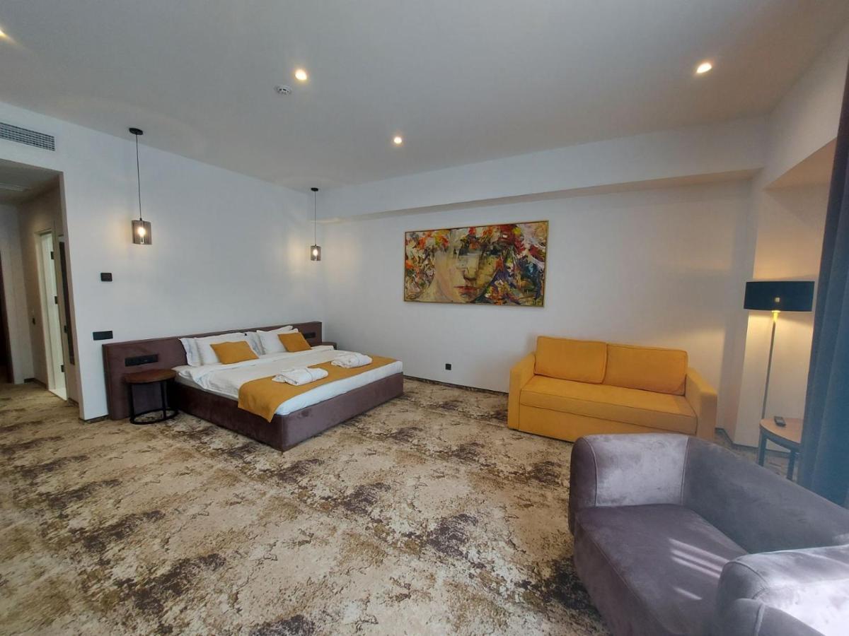 Riverwood Relax Park Moshny Luaran gambar